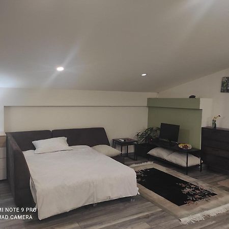 Ferienwohnung Σοφίτα Καλλύνω Thessaloniki Exterior foto