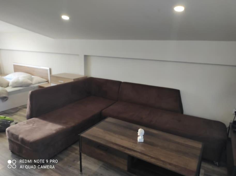 Ferienwohnung Σοφίτα Καλλύνω Thessaloniki Exterior foto